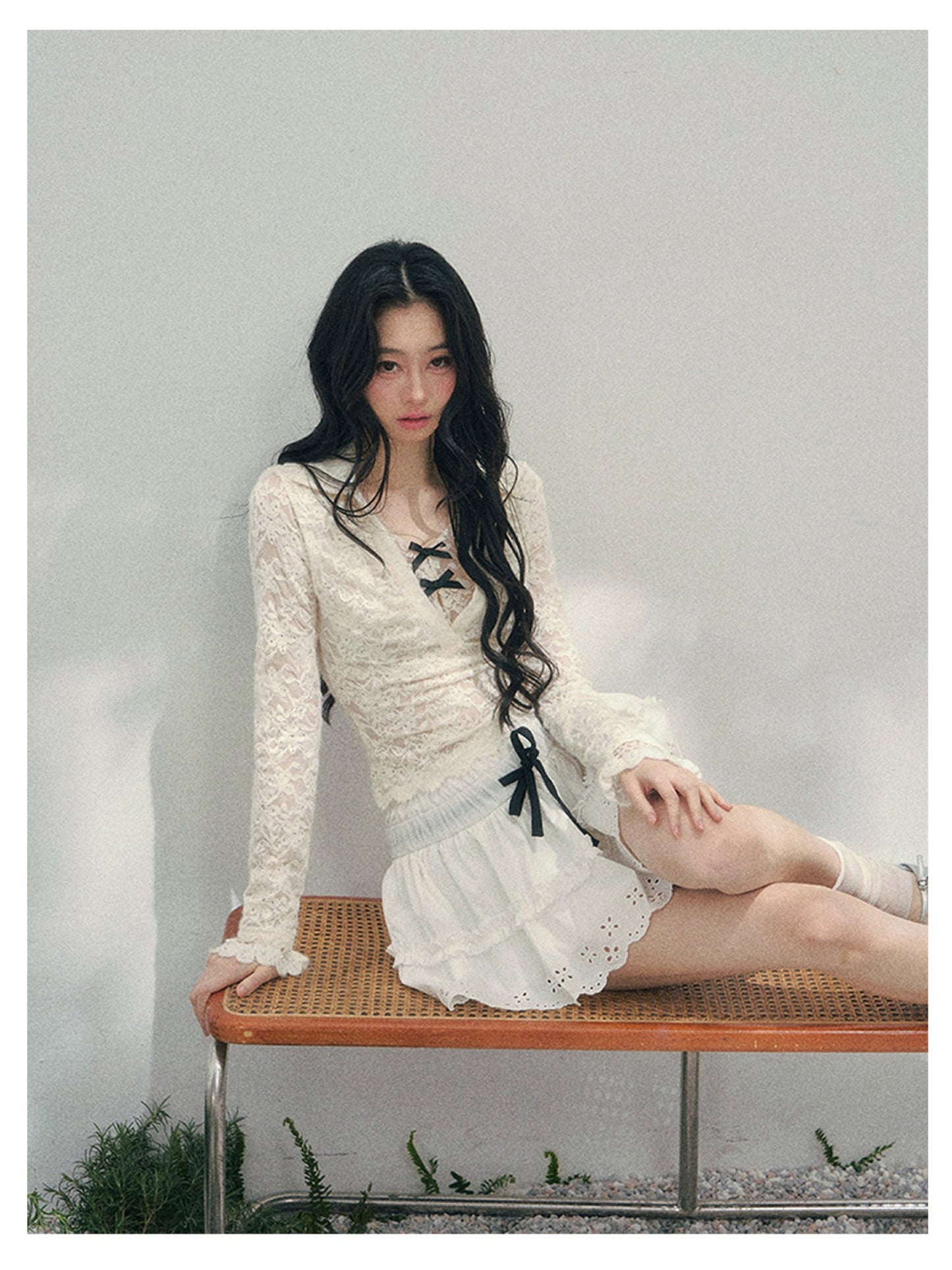 少也眼 “Soft Focus Monologue” Faux-Layer Sheer Lace Tie-Detail Top – Apricot 4563634583