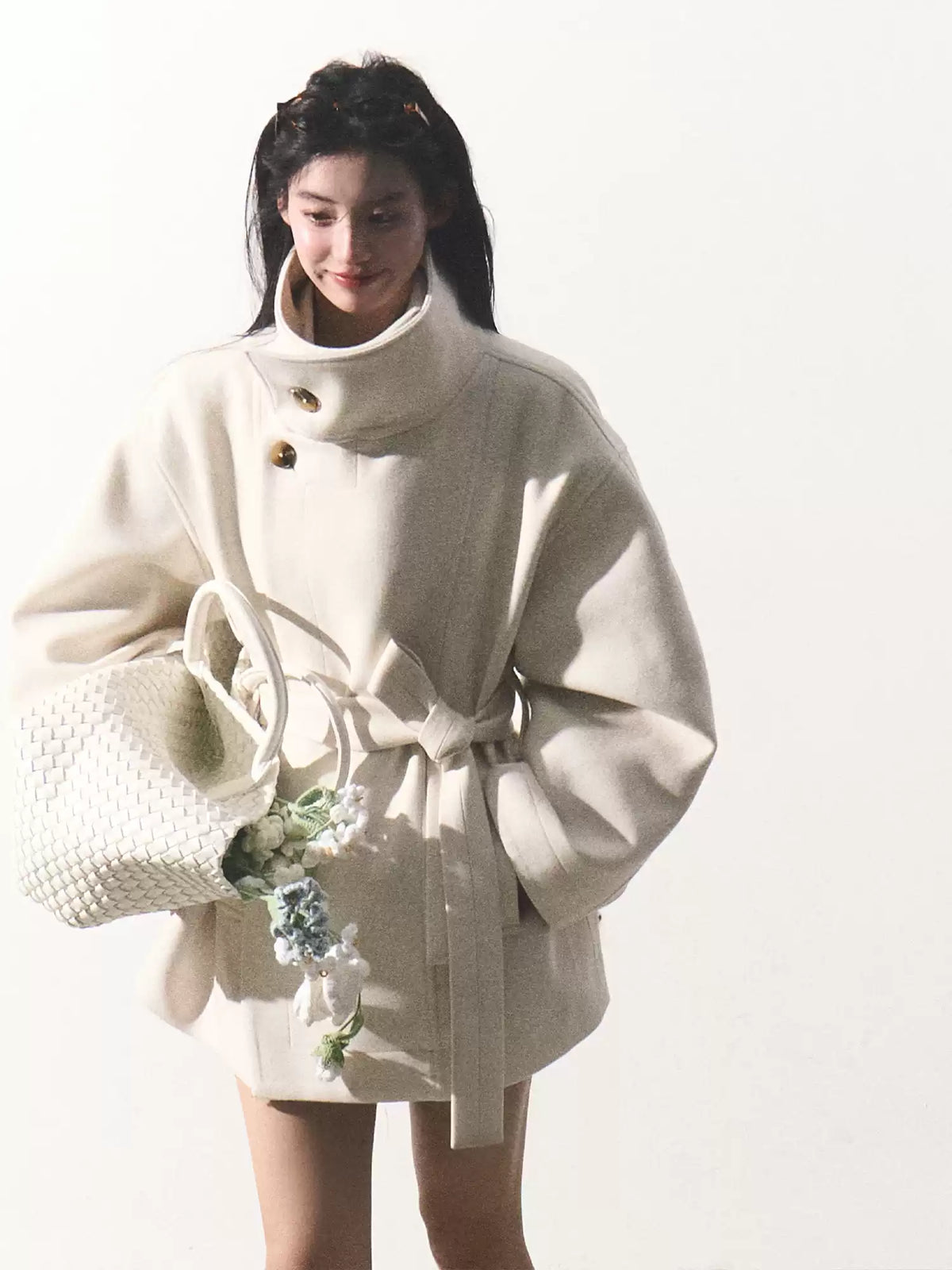 OAKMOO/ "A Touch of Soft Clouds" Fragrant White Wool-Blend Belted Short Coat