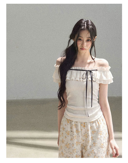 AOMALM - "A Cloud in Bloom" Primrose Yellow Floral Embroidered Lace Wide-Leg Pants