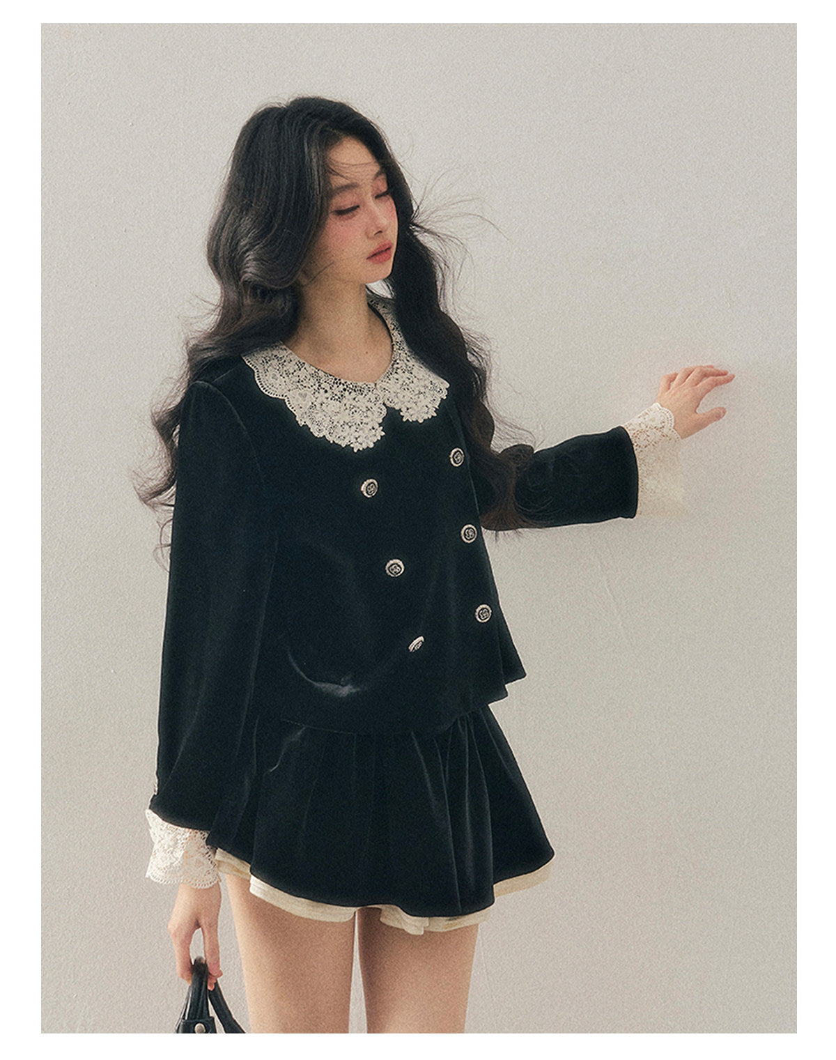 040126 "She Fades into Dusk" Velvet Lace Collar Two-Piece Set