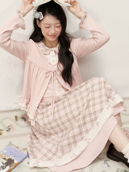 [RF] Vintage-Inspired Gingham Check Two-Piece Set with V-Neck Top and Pleated Skirt