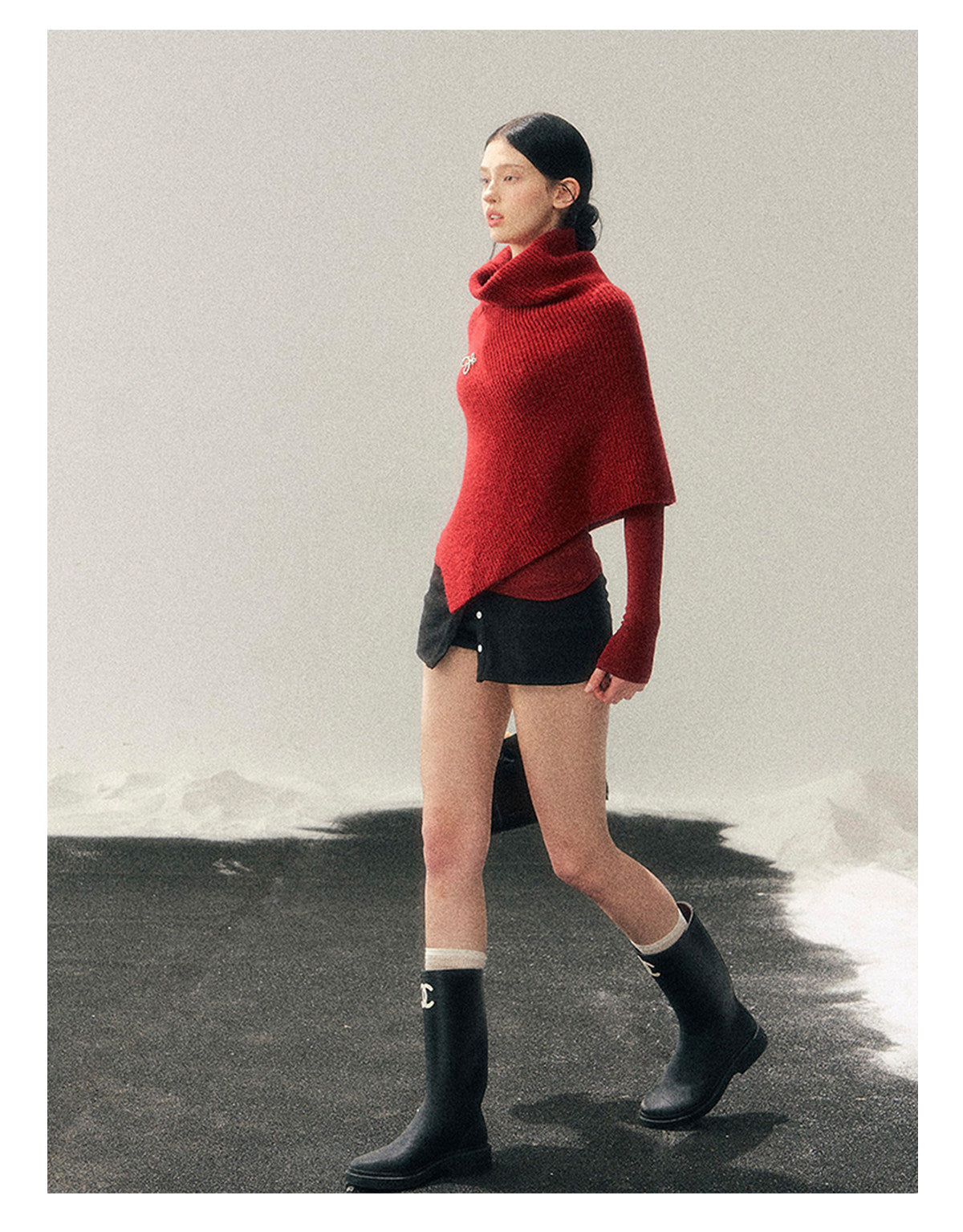 181225 "Late Autumn Ginkgo" Burgundy High-Neck Knit Cape Set