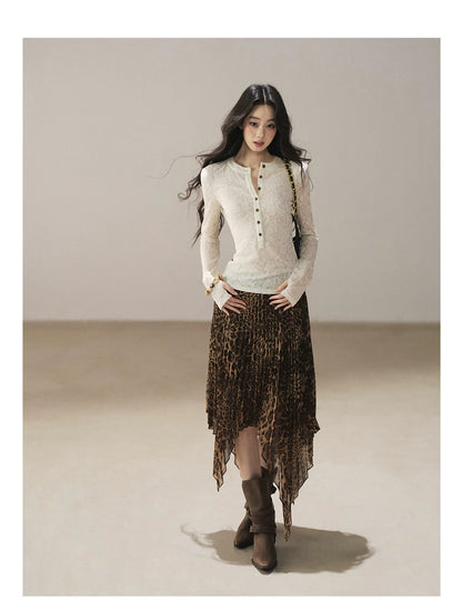AOMALM - "Clear Lines" Long-Sleeve Finger-Hole Flared Sleeve Knit Top