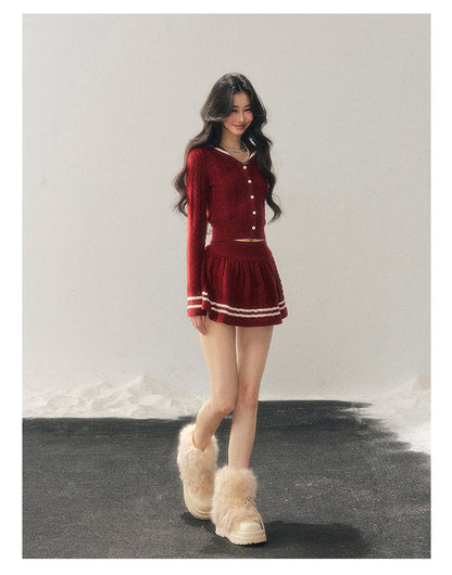 少也眼 "Whispers of the Evening Breeze" Collegiate Red Knit Two-Piece Set