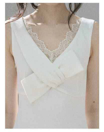 "White Tea Under the Moonlight" White Lace V-Neck Bodycon Mini Dress