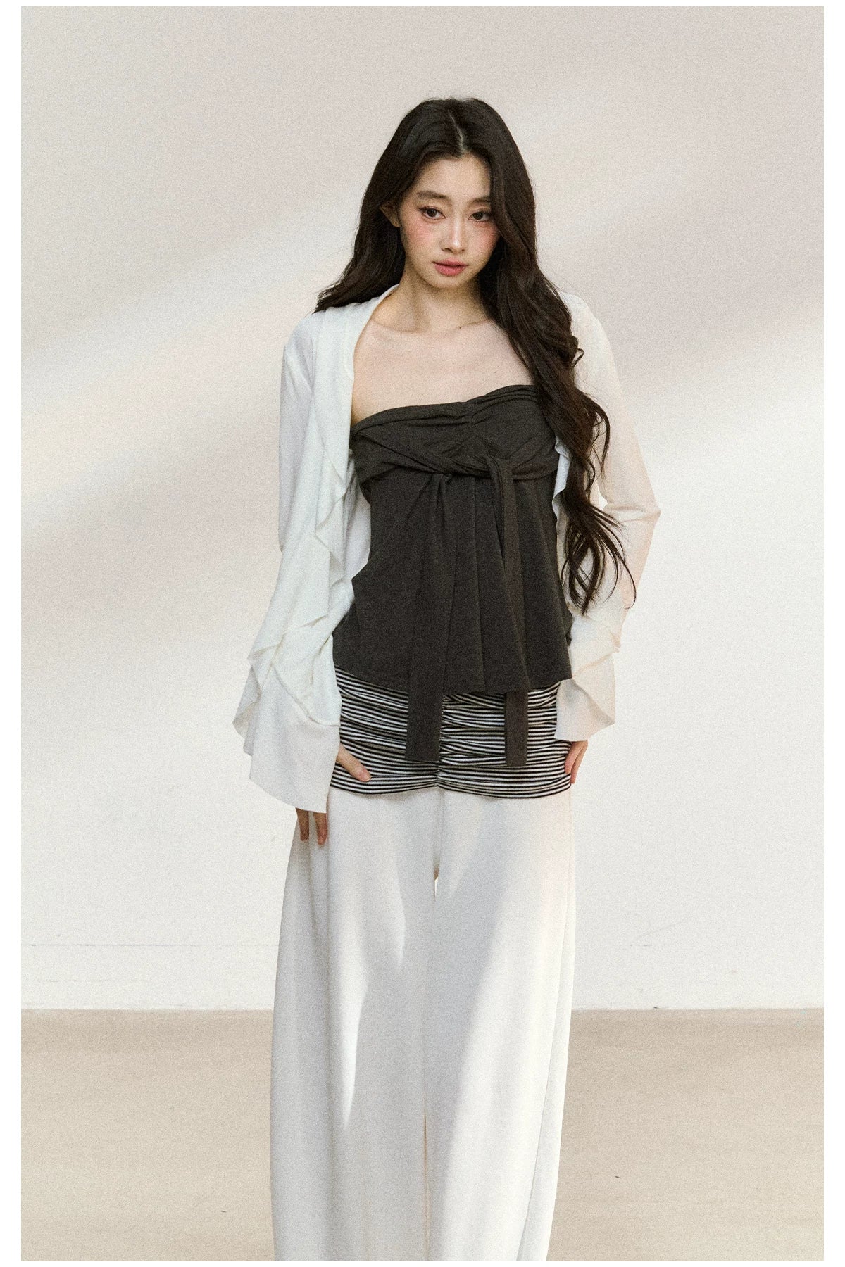 JN's DESIGN - White Wide-Leg Pants with Contrast Striped Waistband