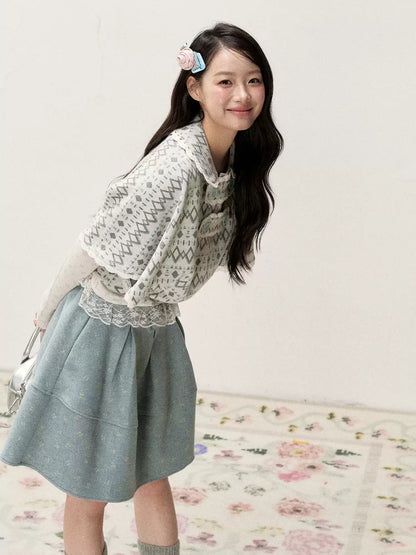 [RF] Mist Gray Argyle Jacquard Cropped Poncho-Style Pullover with Lace Trim