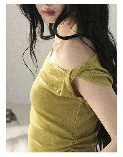 "Shape of the Wind" Forest Green One-Shoulder Twist Crop Top 6556585