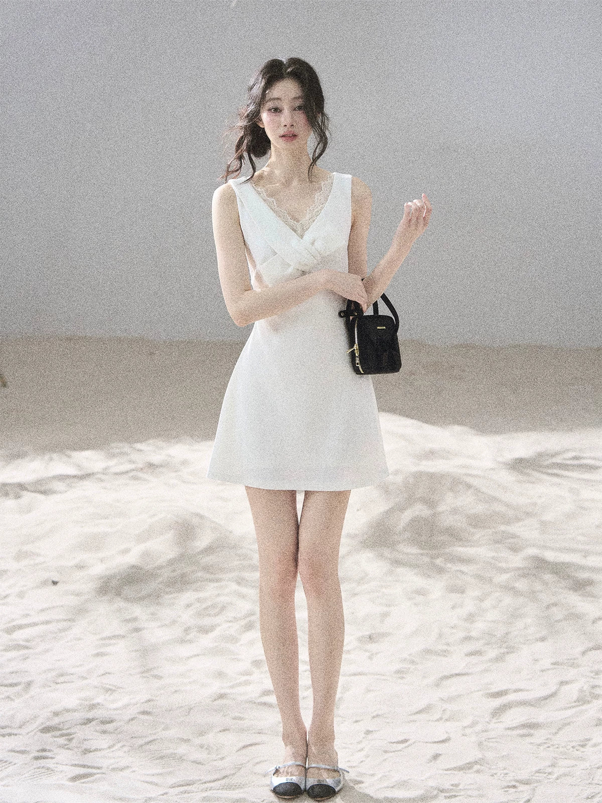 "White Tea Under the Moonlight" White Lace V-Neck Bodycon Mini Dress