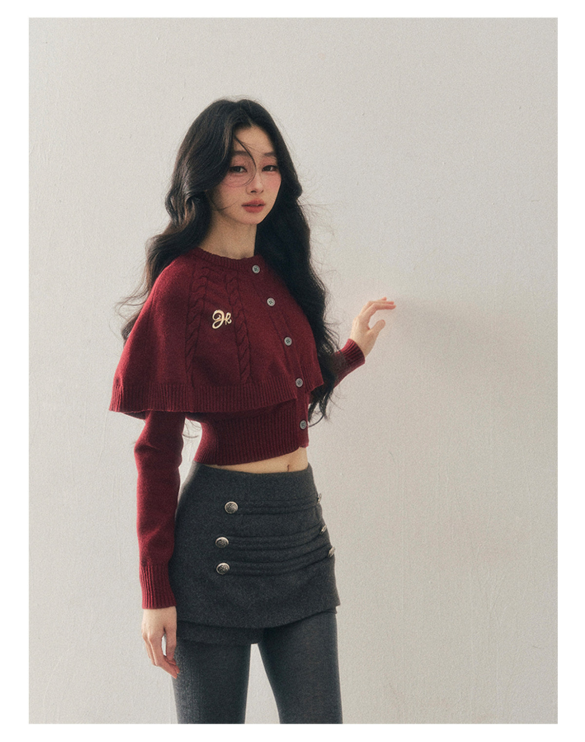 少也眼 "Miss Daisy" American Cable Knit Cape Sweater in Falu Red