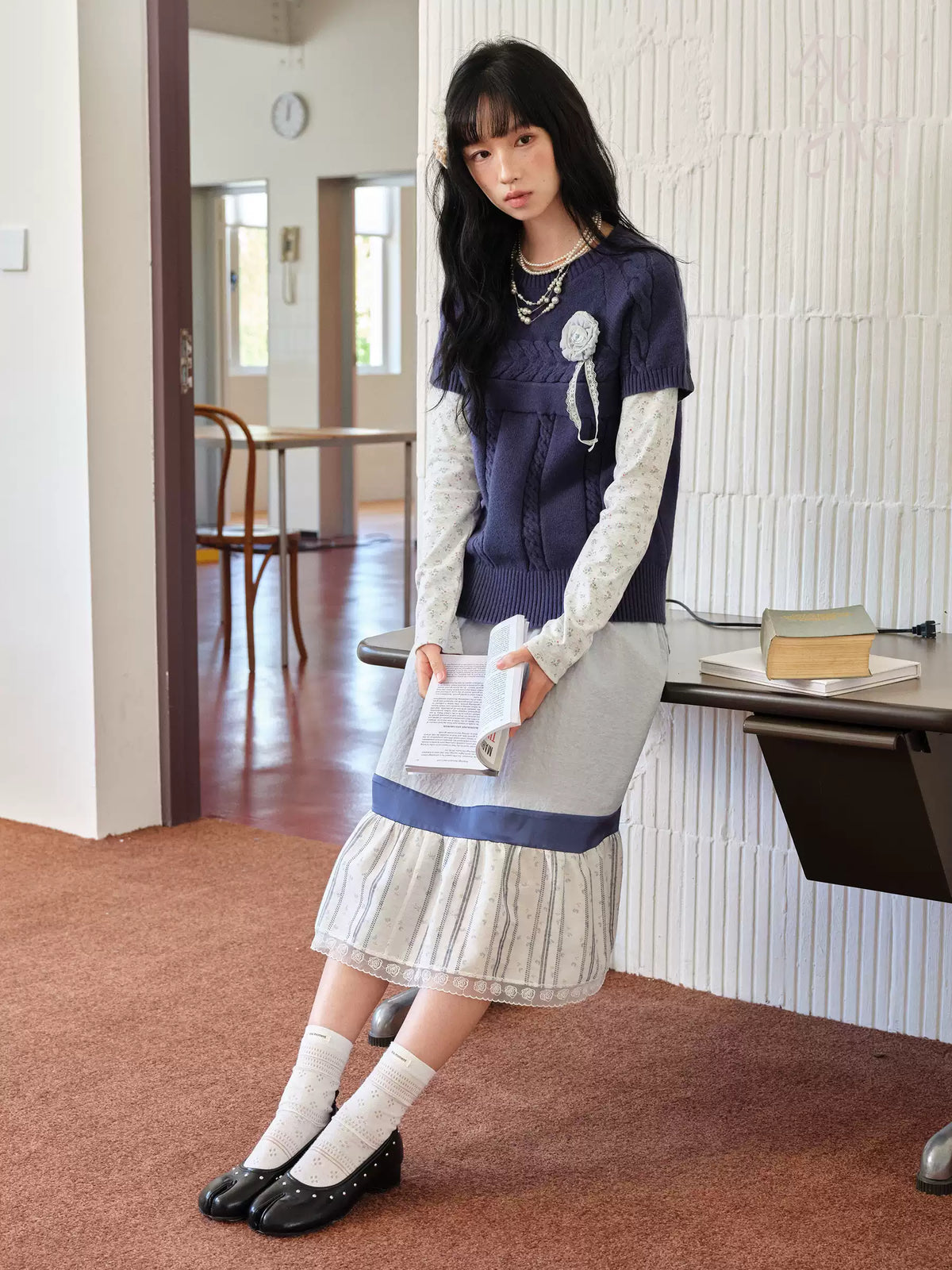 DAILY ARTIST - Navy Cable Knit Short-Sleeve Top