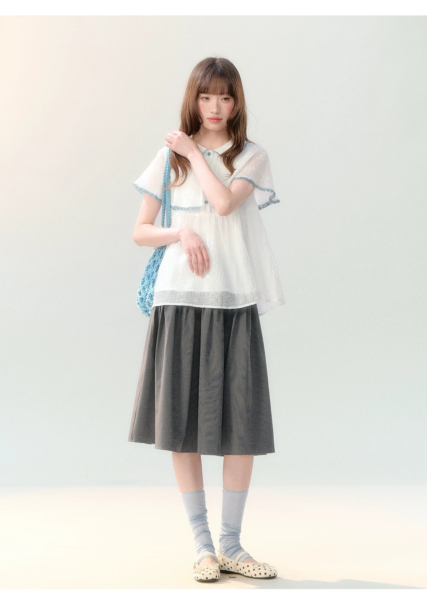 "Cloudside Letter" White Cape Collar Babydoll Blouse LL2026218