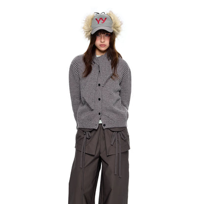 EZEK | Speckled Crew Neck Cardigan Sweater (Gray / Caramel)
