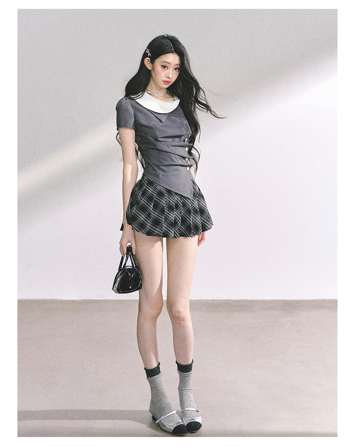 少也眼 “Seoul High Schooler” Two-Piece Set