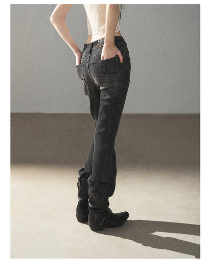 170726 "Her Quiet Shore" Rock Black Mid-Rise Flared Jeans