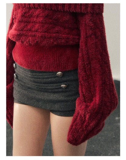 少也眼 "Crimson Glow on the Shoulders" Off-Shoulder Cable Knit Cropped Sweater