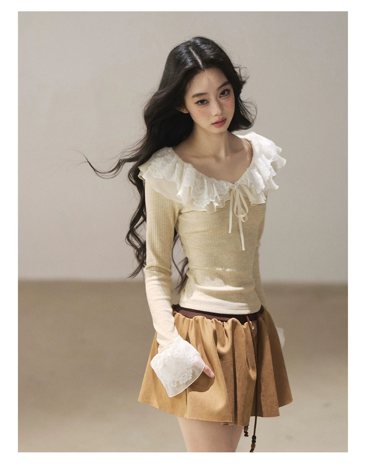 AOMALM - Oatmeal Ruffle Lace Knit Cropped Top