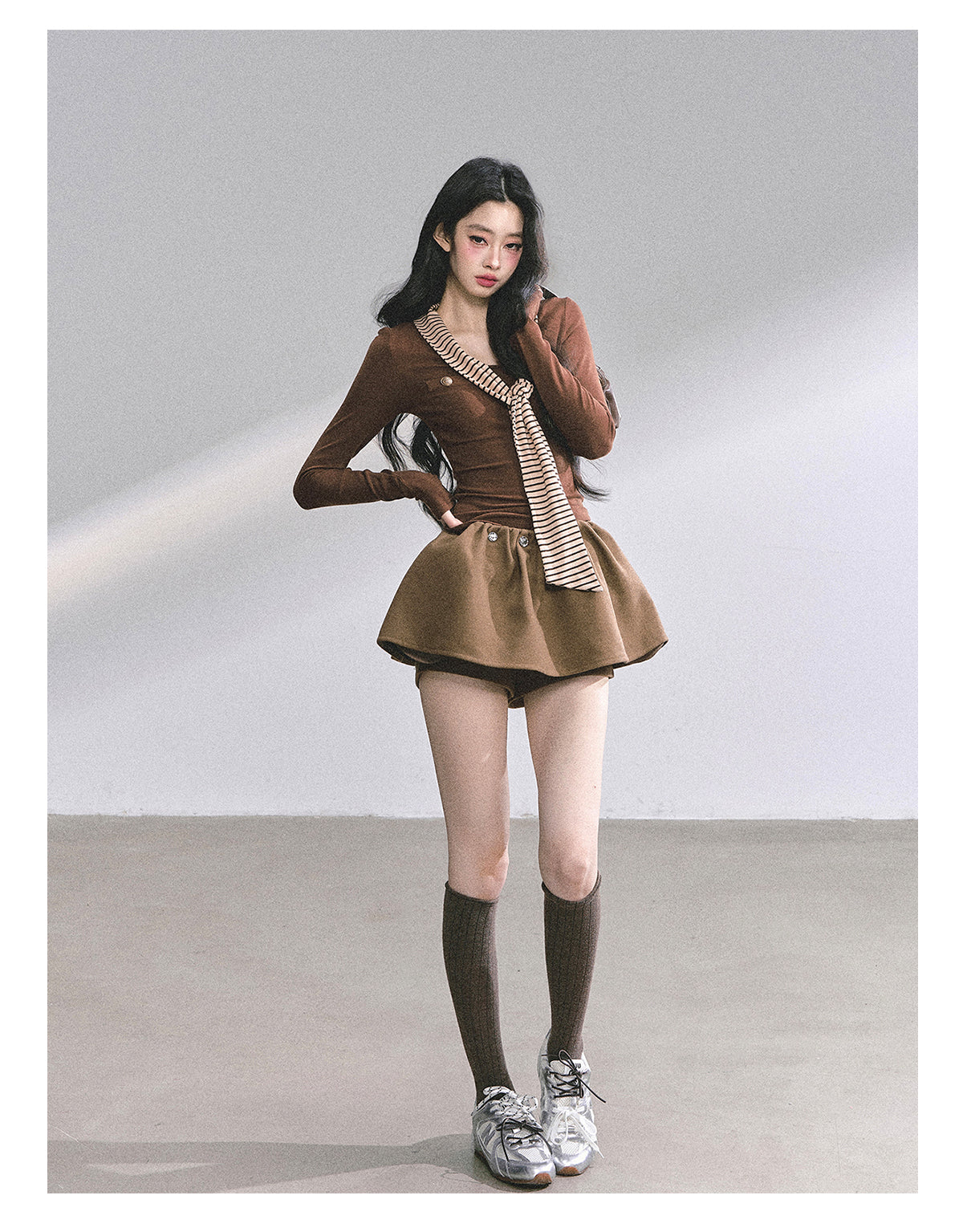 少也眼 "High-Mind Lady" American-Style Tee with Striped Neck Tie - Coffee 145846315