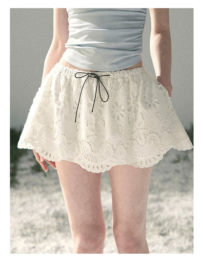 “Lost in Your Embrace” Gardenia White Lace Puff Skort