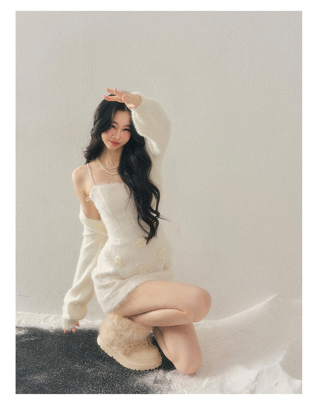 少也眼 "She Steps Through Frostlight" French 3D Floral Faux Mink Mini Dress - Camellia White