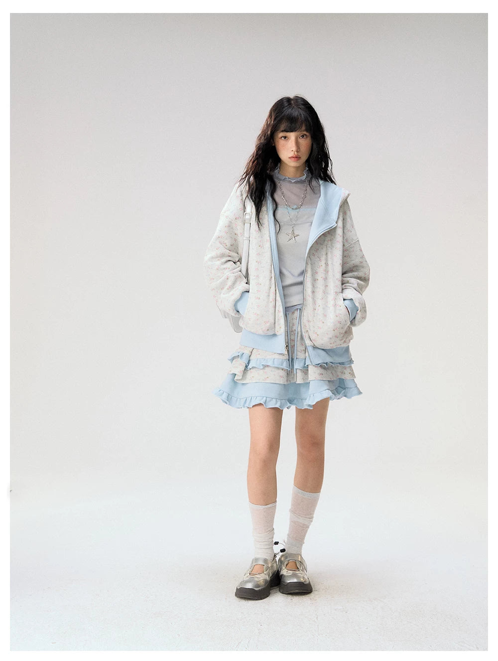 [CAN] "Misty Blue Floral Reverie" Light Blue Floral Set (Reversible Jacket / Sweatpants / Tiered Skirt)