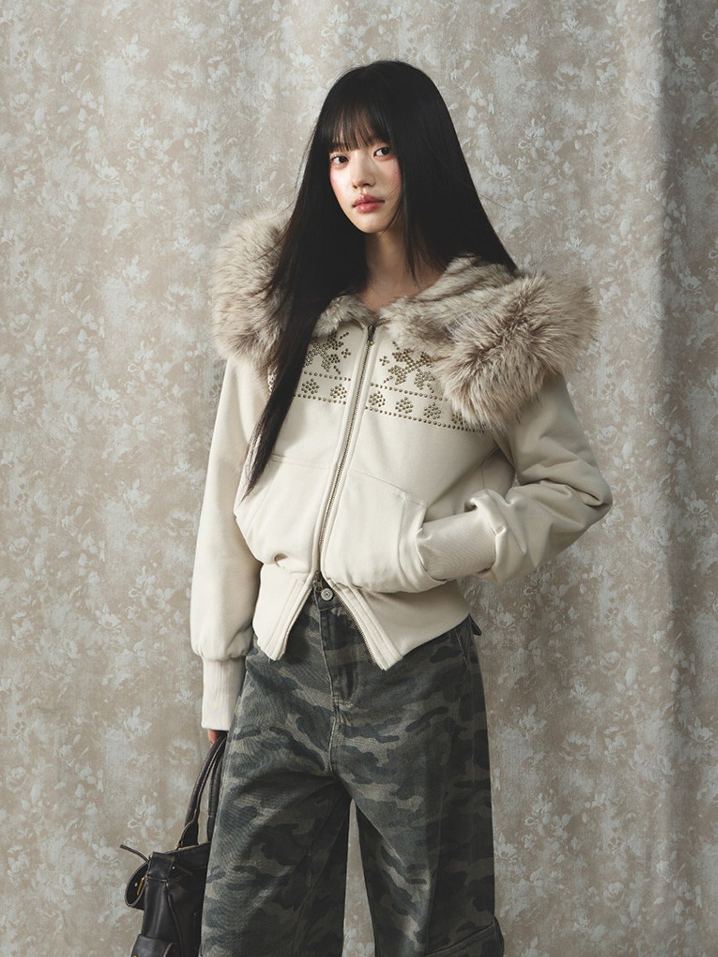 Soote Season - Oat Gray Studded Faux Fur Hoodie Jacket with Fur Collar