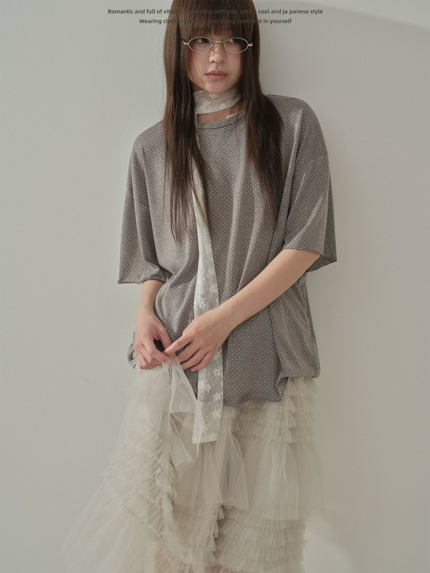 "Quiet Dots" Polka Dot Linen Blend T-Shirt (White / Coffee Gray)