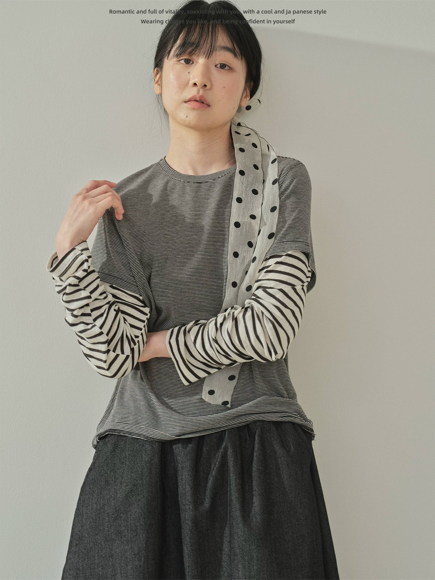 "Lazy Echo" Layered Stripe Long Sleeve Knit T-Shirt (Black Stripe / Gray Stripe)