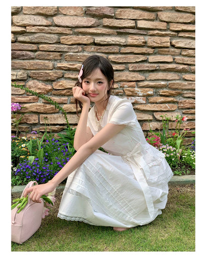 “Midsummer Blossom Letter” White Floral Cake Skirt Set