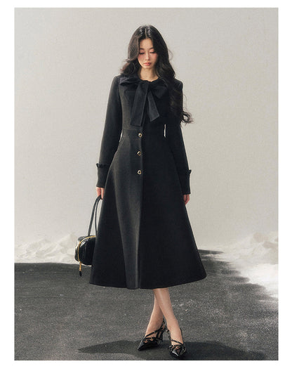 少也眼 "Snowfall Night" Wool-Blend Padded Coat – Rock Black Bow Edition