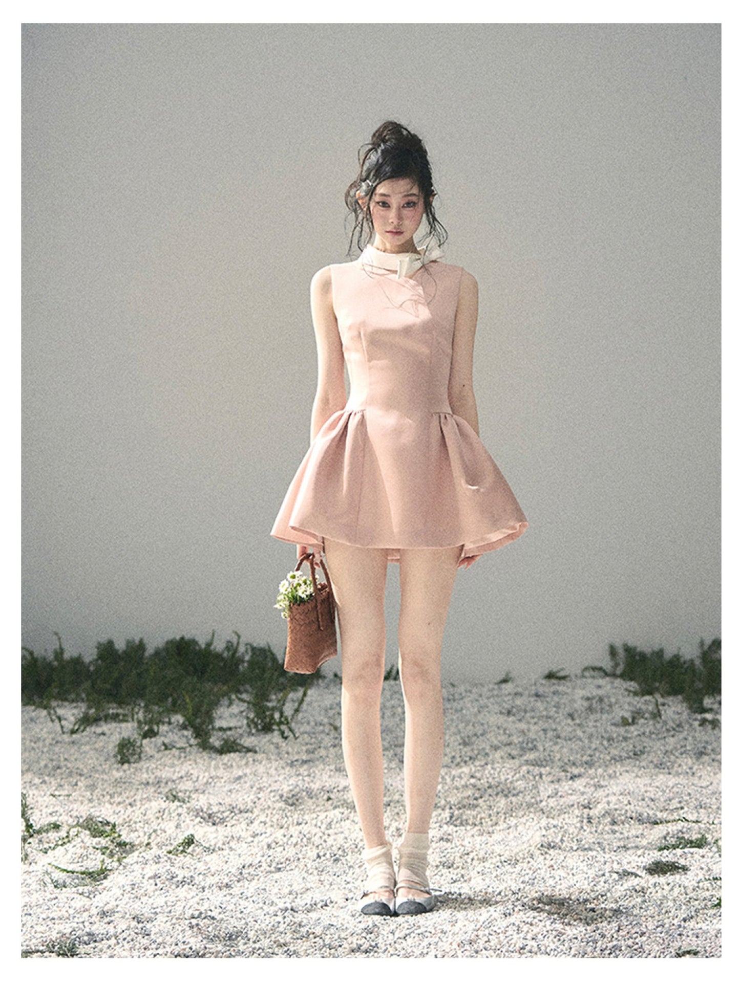 少也眼 “Satin Poise” Coral Pink French A-Line Dress 145