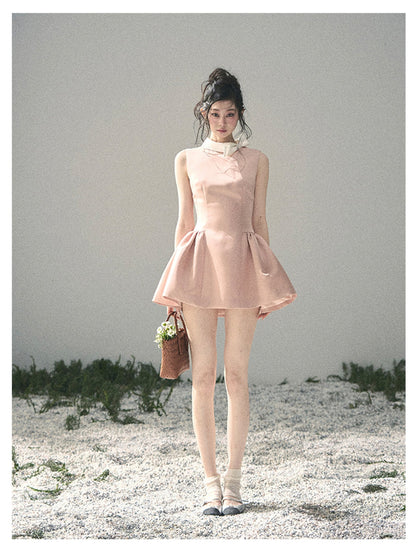 少也眼 “Satin Poise” Coral Pink French A-Line Dress 145