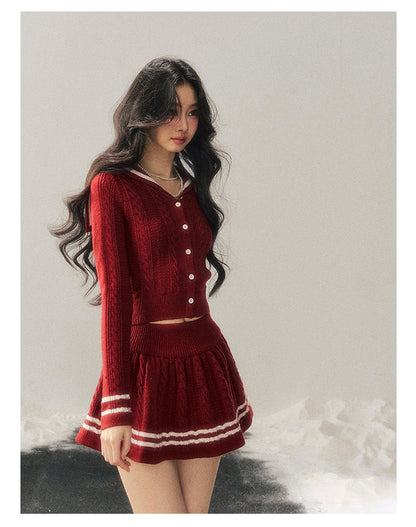少也眼 "Whispers of the Evening Breeze" Collegiate Red Knit Two-Piece Set