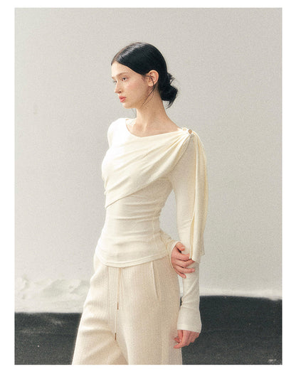 181225 “She Is Lighter Than the Wind” Streamer-Neck Top - Milky Apricot White