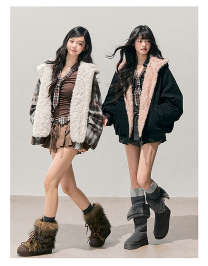 少也眼 “Pride & Prejudice” Reversible Oversize Jacket – Black & Blue Plaid
