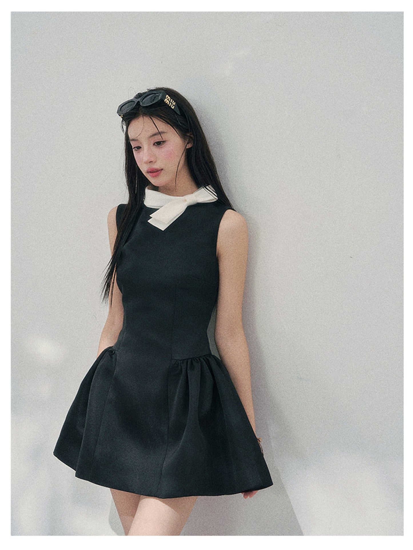 少也眼 “Satin Poise” Tranquil Black French A-Line Dress 145
