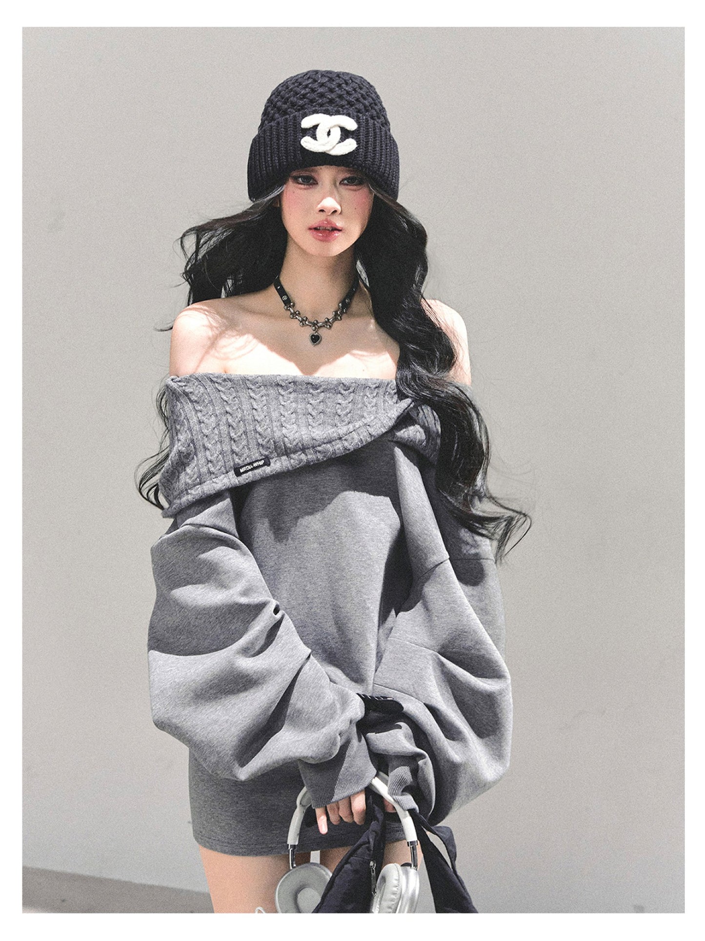 少也眼 "Silent Gravity" Off-Shoulder Oversized Sweatshirt (with Belt)