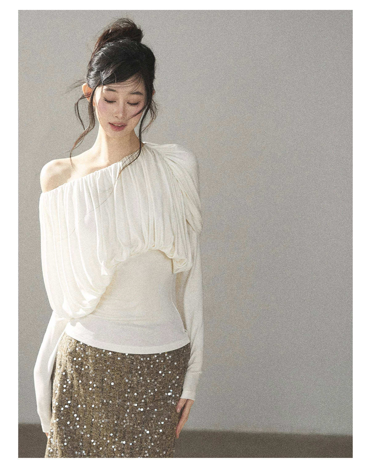 AOMALM - Creamy Ivory Asymmetric Ruched Off-Shoulder Long Sleeve Top
