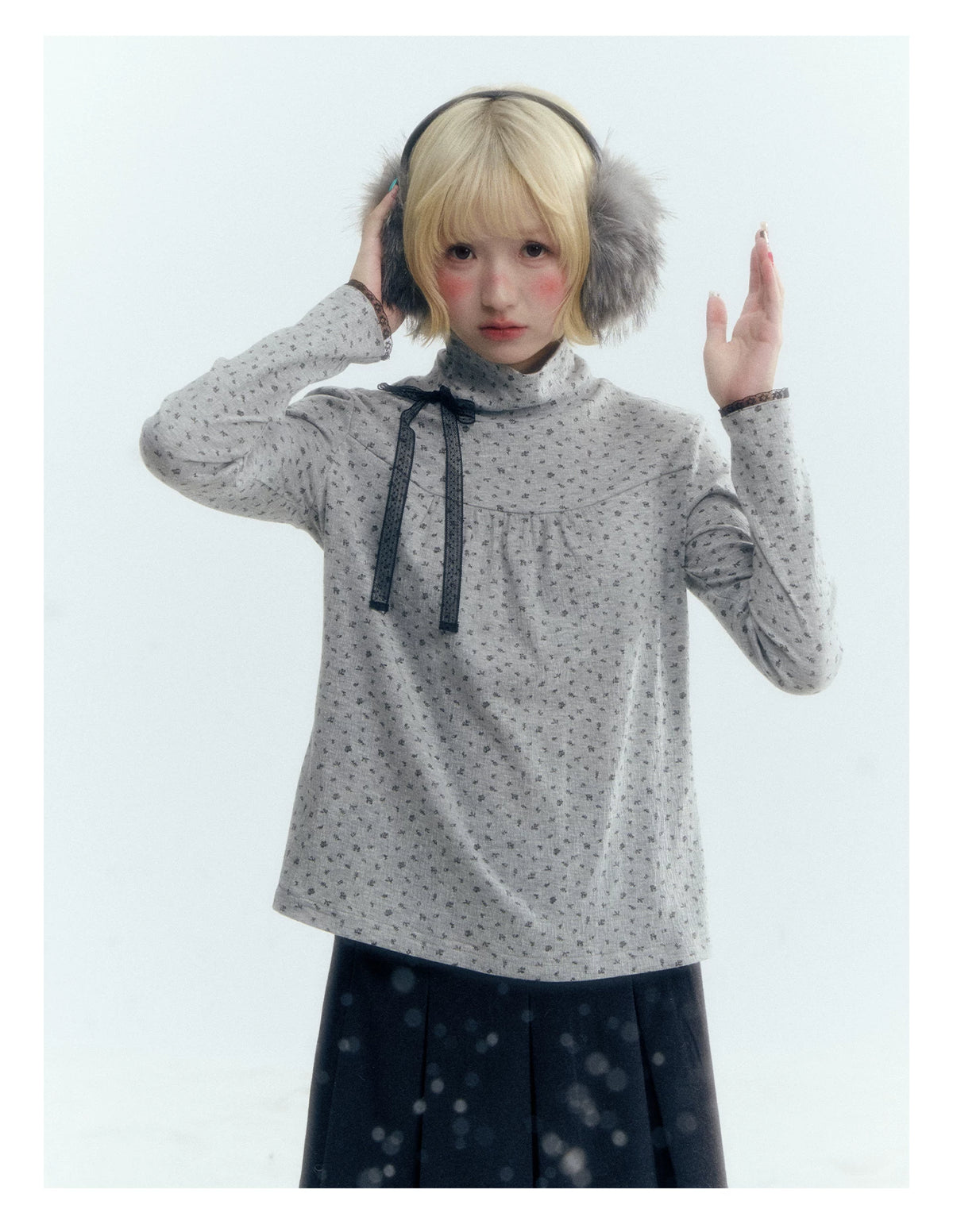 Floral Bow Lace-Tie Knit Top (Gray Floral / Light Khaki Beige)
