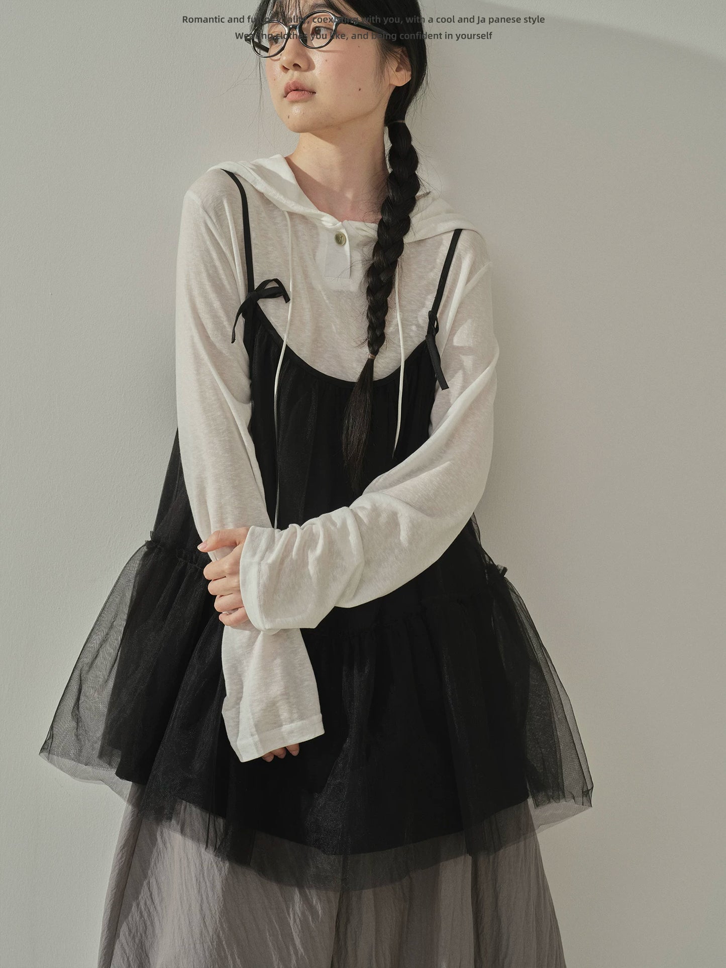 "Airy Veil" Layering Mesh Cami Top (Black / White)
