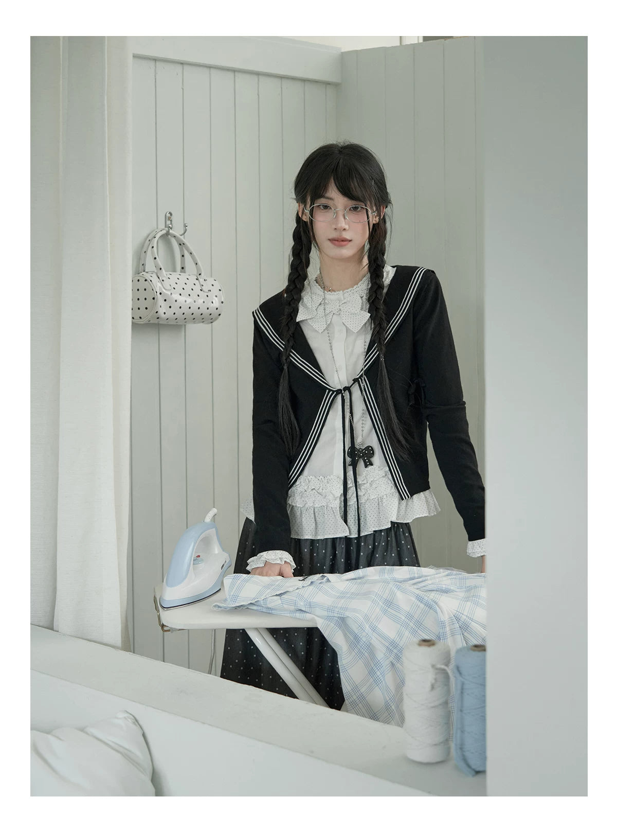 "Starlit Gap" White Blouse Collection