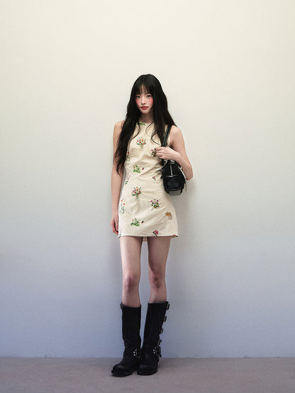 1P - “Don’t Know What To Do” Linen Bloom Embroidered Halter Dress
