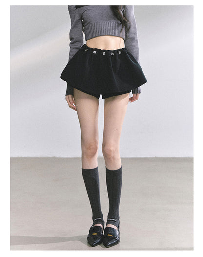 少也眼 "Wild Model-Leg Aura" Woolen Flared Mini Skirt - Black 1483645