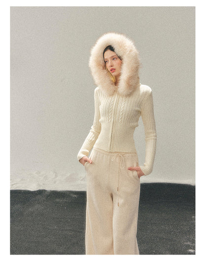 少也眼 “Sunset’s Soft Trace” Milk-Apricot Hooded Cable-Knit Zip-Up Jacket