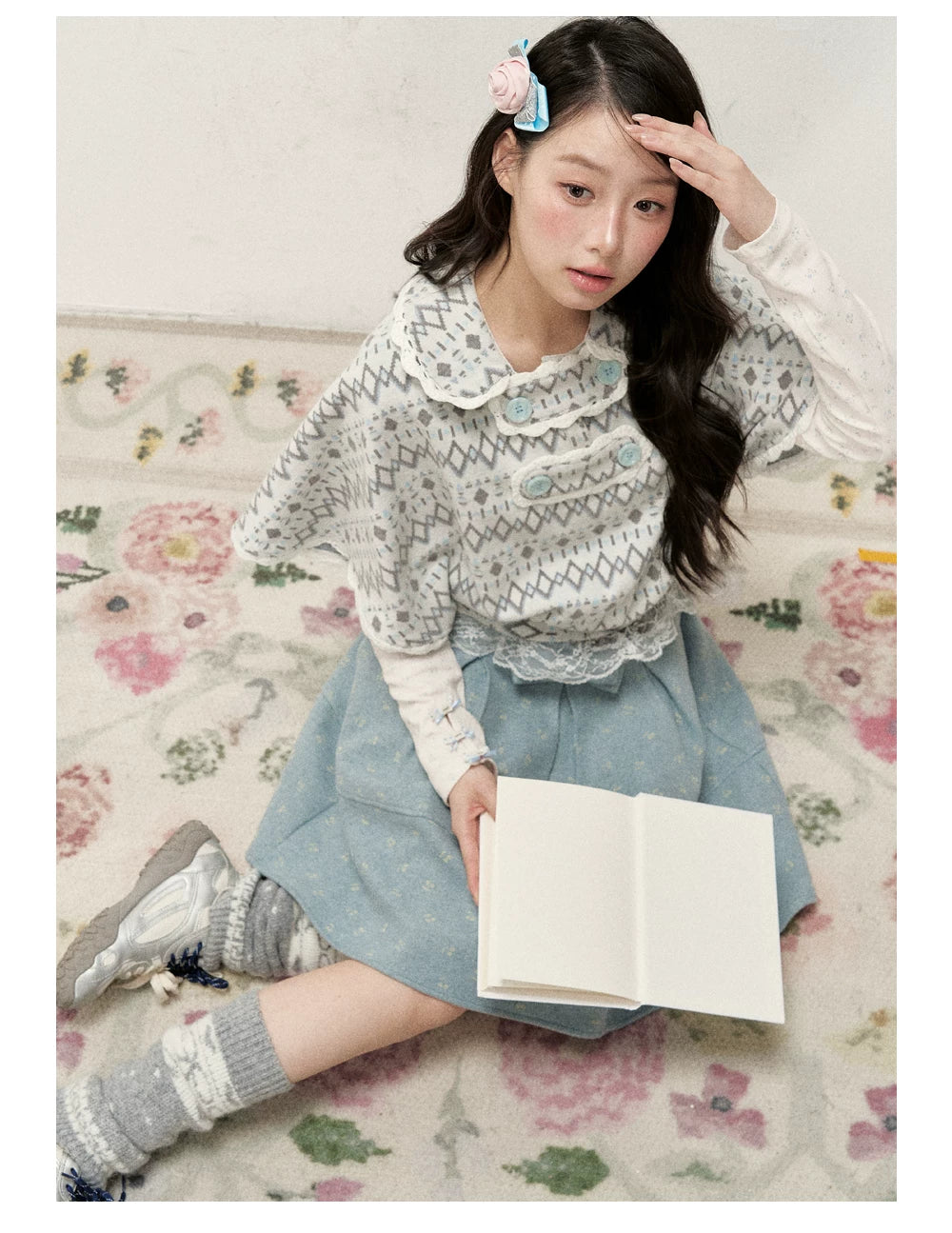 [RF] Mist Gray Argyle Jacquard Cropped Poncho-Style Pullover with Lace Trim