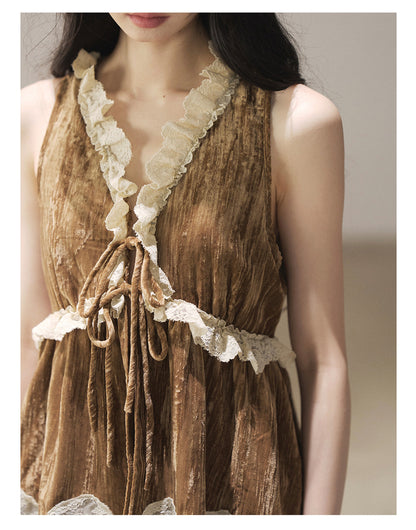 170726 "When the Begonias Fall" Roasted Pecan Lace Sleeveless Blouse
