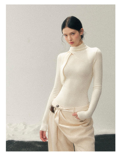 181225 “Pure Tone Essential” Semi-High Neck Soft Knit Base Top - Milky Apricot White