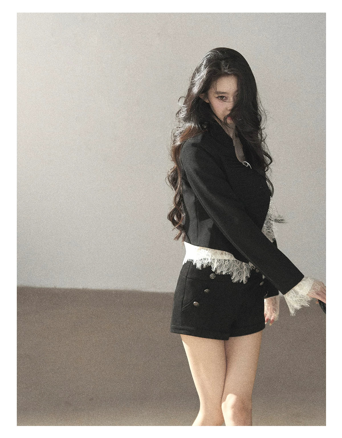 AOMALM - Black Lace Trim Cropped Jacket & Shorts Set