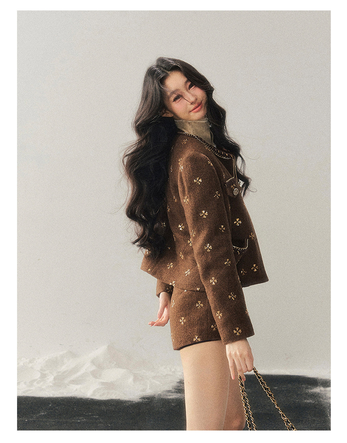 少也眼 "Deep Winter Wutong" Quilted Wool Tweed Two-Piece Set