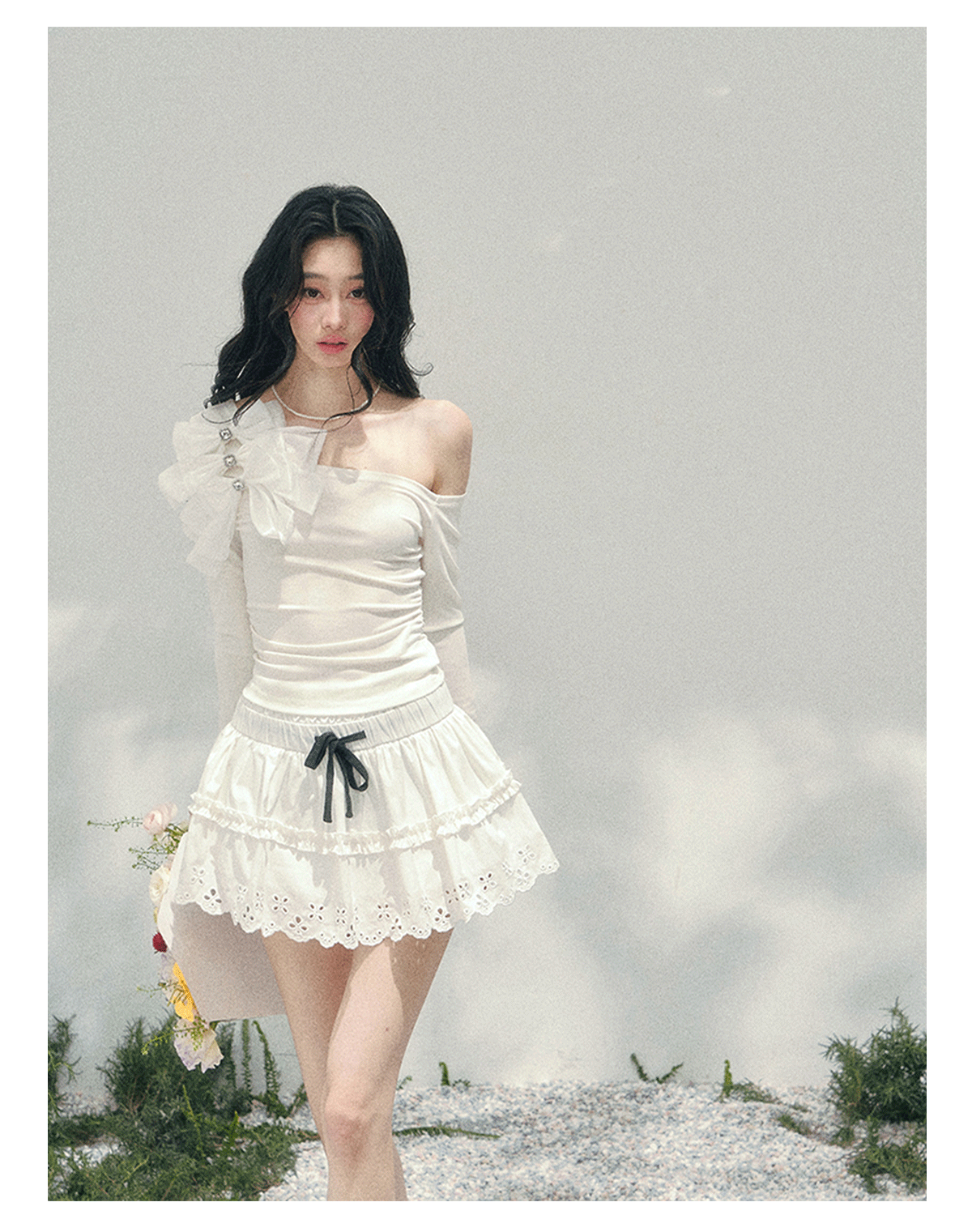 少也眼 "Morning Mist Shoulder" Bow Off-Shoulder T-Shirt in Cloud White 52742574